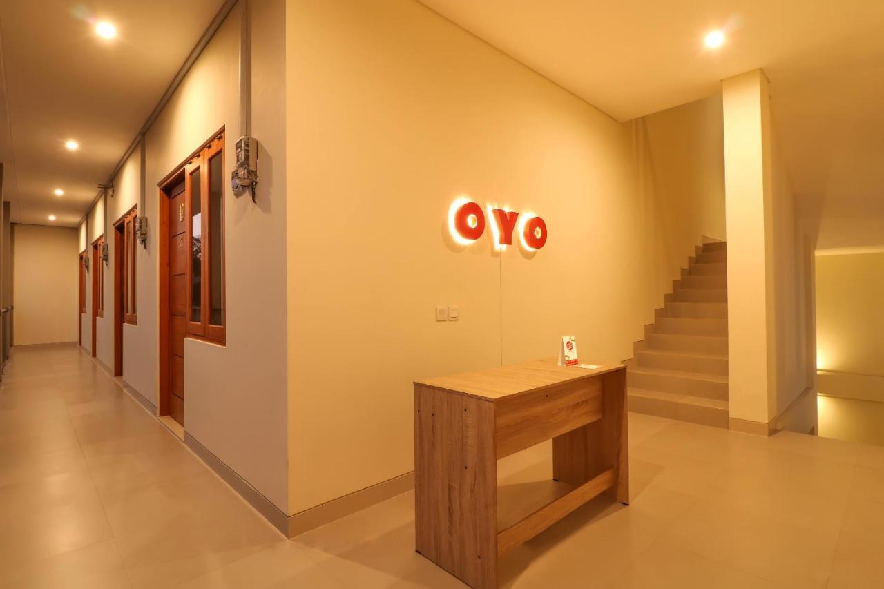 Oyo 1200 Kencana Residence Jimbaran Kültér fotó