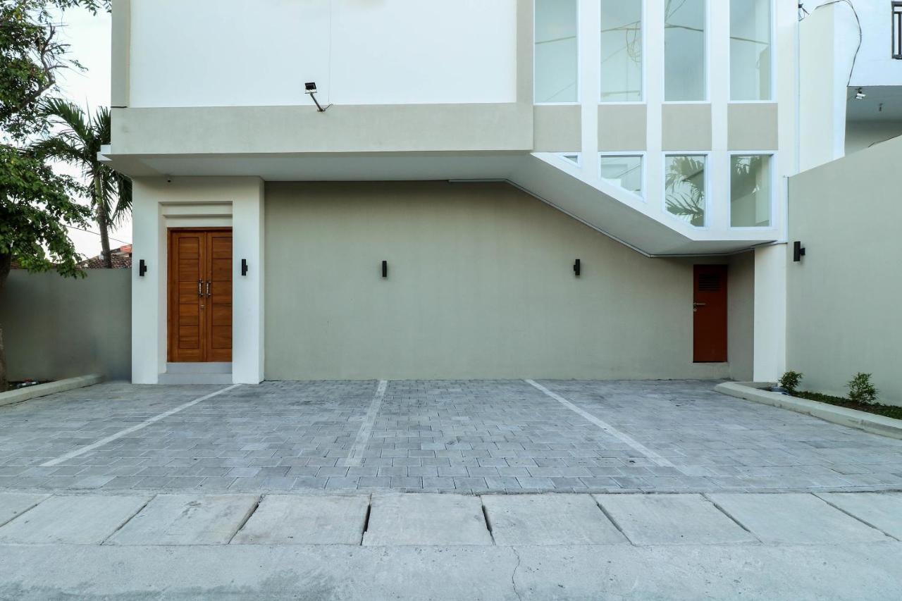 Oyo 1200 Kencana Residence Jimbaran Kültér fotó