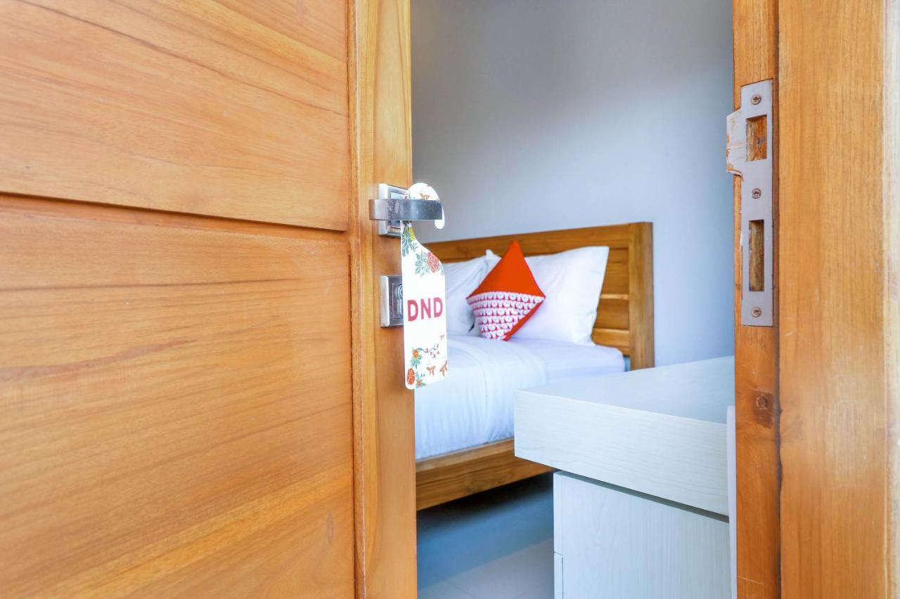 Oyo 1200 Kencana Residence Jimbaran Kültér fotó